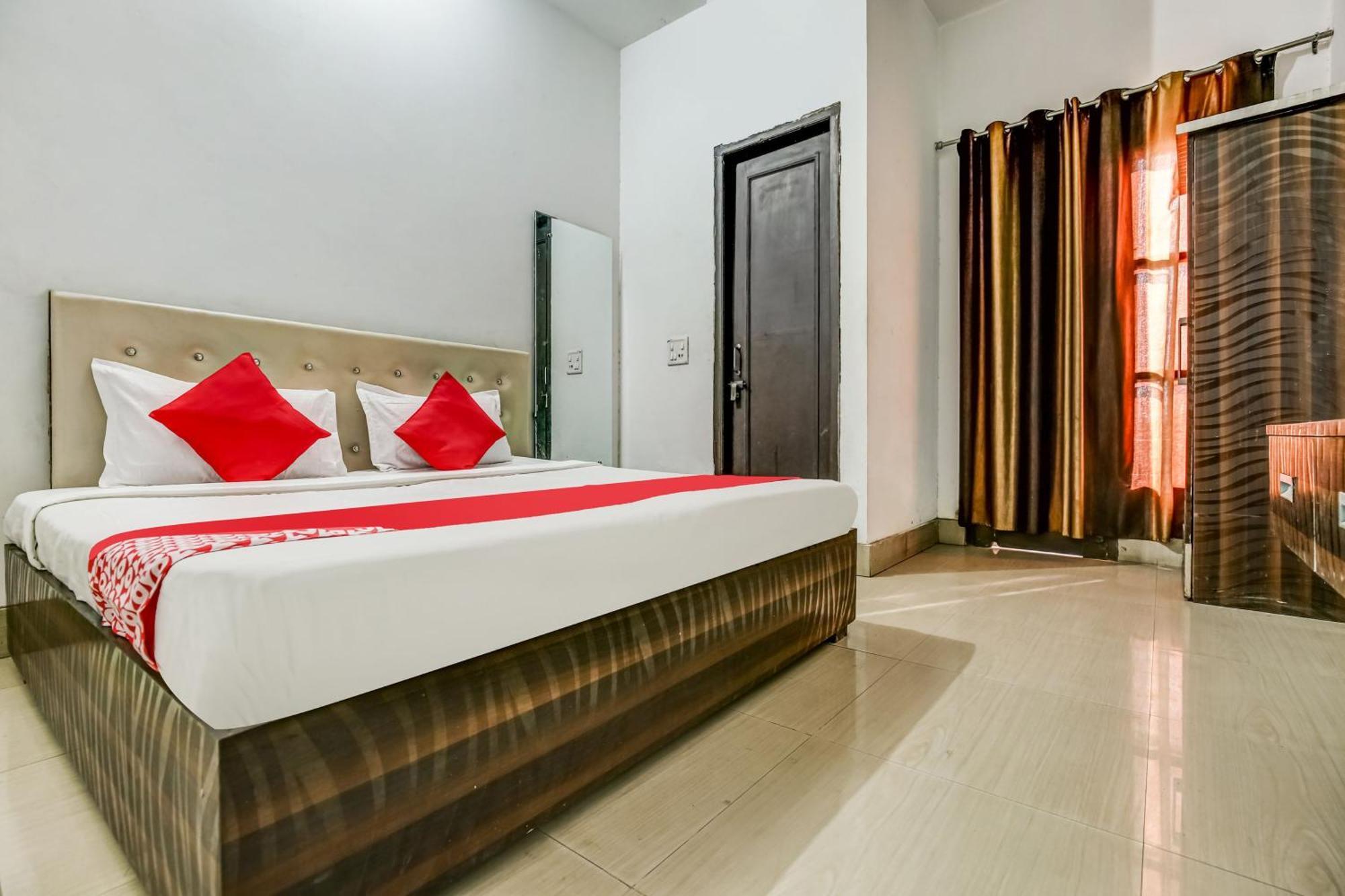 Flagship Hotel Big Boss Kurukshetra Exteriér fotografie