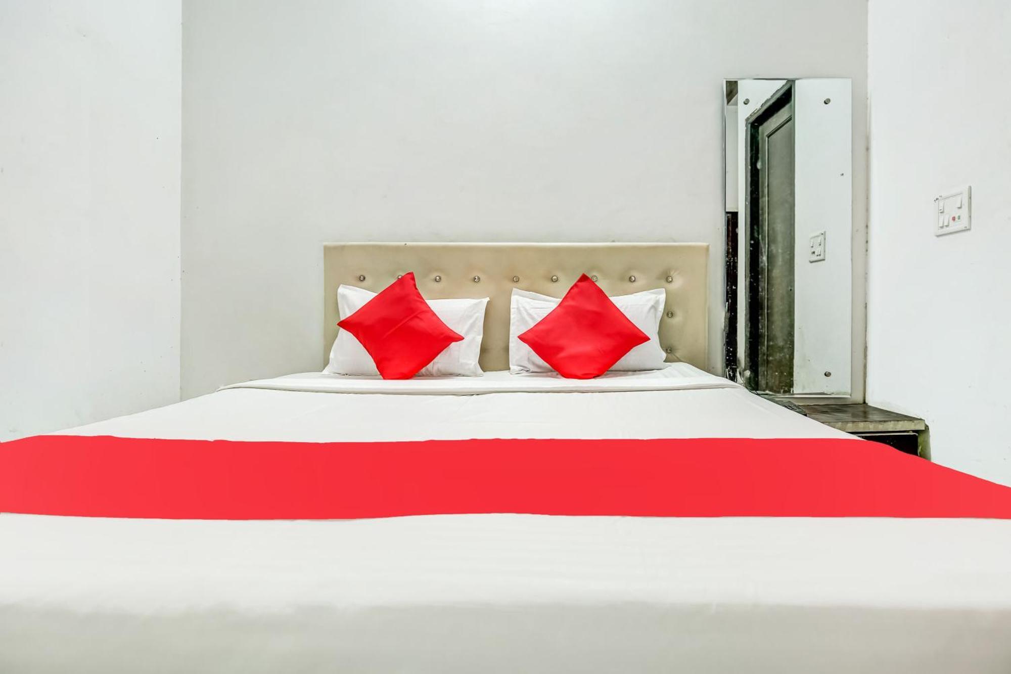 Flagship Hotel Big Boss Kurukshetra Exteriér fotografie
